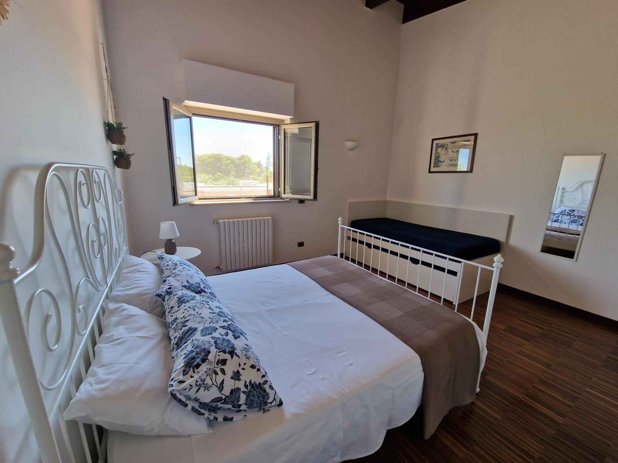 B&B Valleluna Trani Zewnętrze zdjęcie
